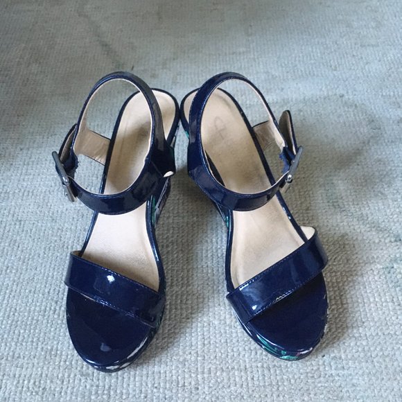 CL by Laundry Tropical Wedge Platform Sandals -- size 6.5 - Picture 3 of 5